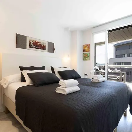 Sstar - The Collection San Sebastián